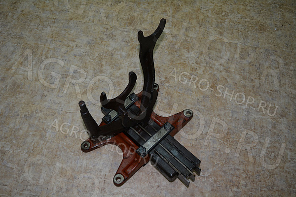 Корпус 50-1702080-А вилок в сборе МТЗ-80/82/952 (МТЗ)