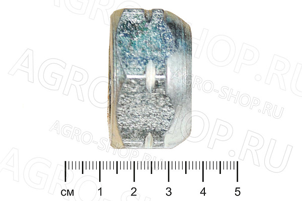 Гайка 250713-П29 (М20х1,5) крепления переднего колеса левая ГАЗ-53,3307 ГАЗ