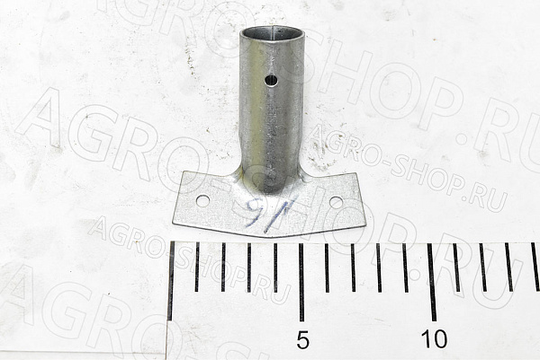 Крепление щетки к черенку (тулейка метал. 22мм)  