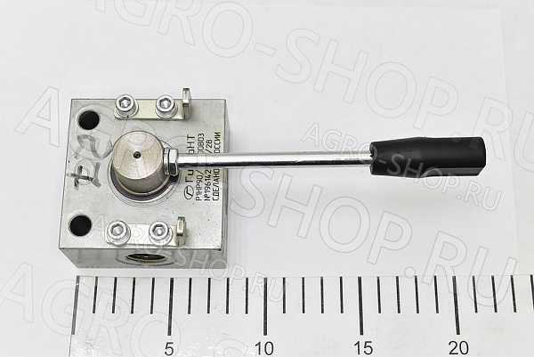 Дивертор (кран) 4-х ходовой 1/2 (Р1НР90/4АА00В03) КПК FeatAgro 