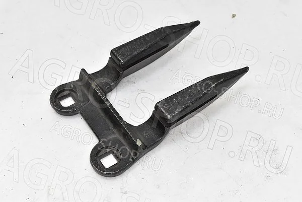 Палец 1307299С2 жатки длинный SP 115 / MF 9220 Challenger
