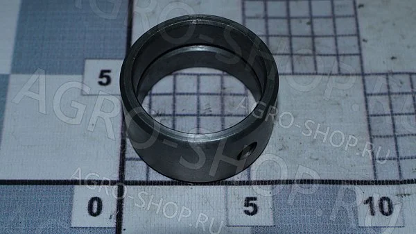Втулка 240-1002067 распредвала средняя Д-243/245 (К)
