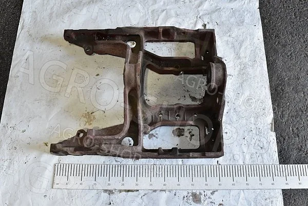 Брус 70-2801120-А1 передний с втулкой МТЗ-80/82 (ВЗТЗЧ)
