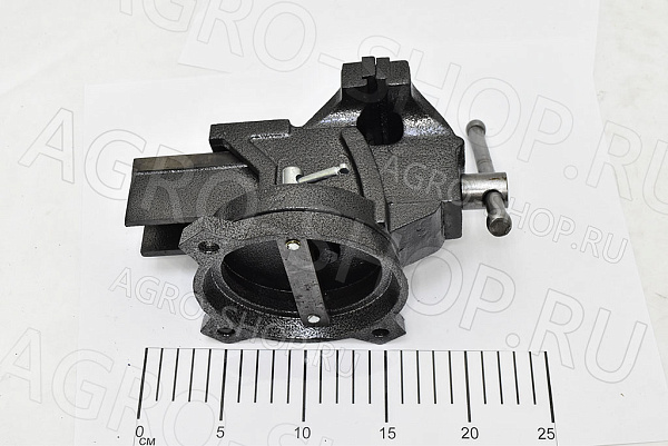 Тиски слесарные 100мм ИПК 